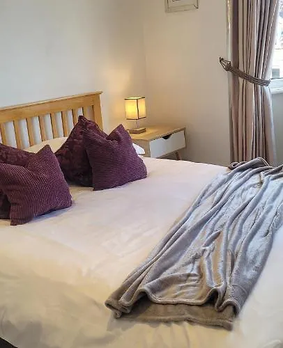 Quiet Terraced House *